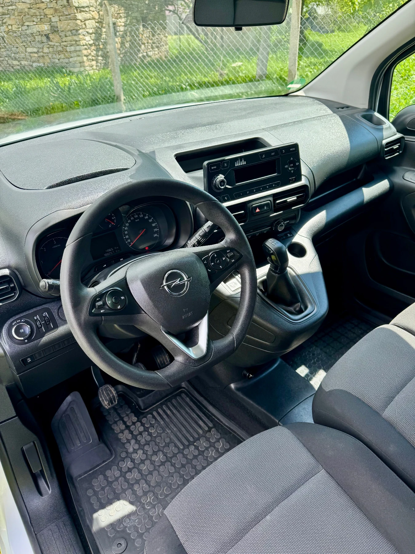Opel Combo 1.5DCI\TOP, снимка 10 - Автомобили и джипове - 54491355