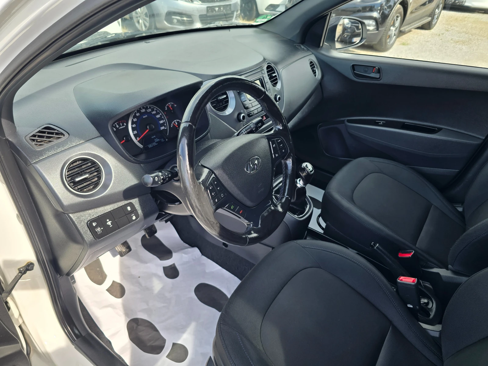 Hyundai I10 1.0I-70K.C-EURO6B-FACE, снимка 9 - Автомобили и джипове - 54884997
