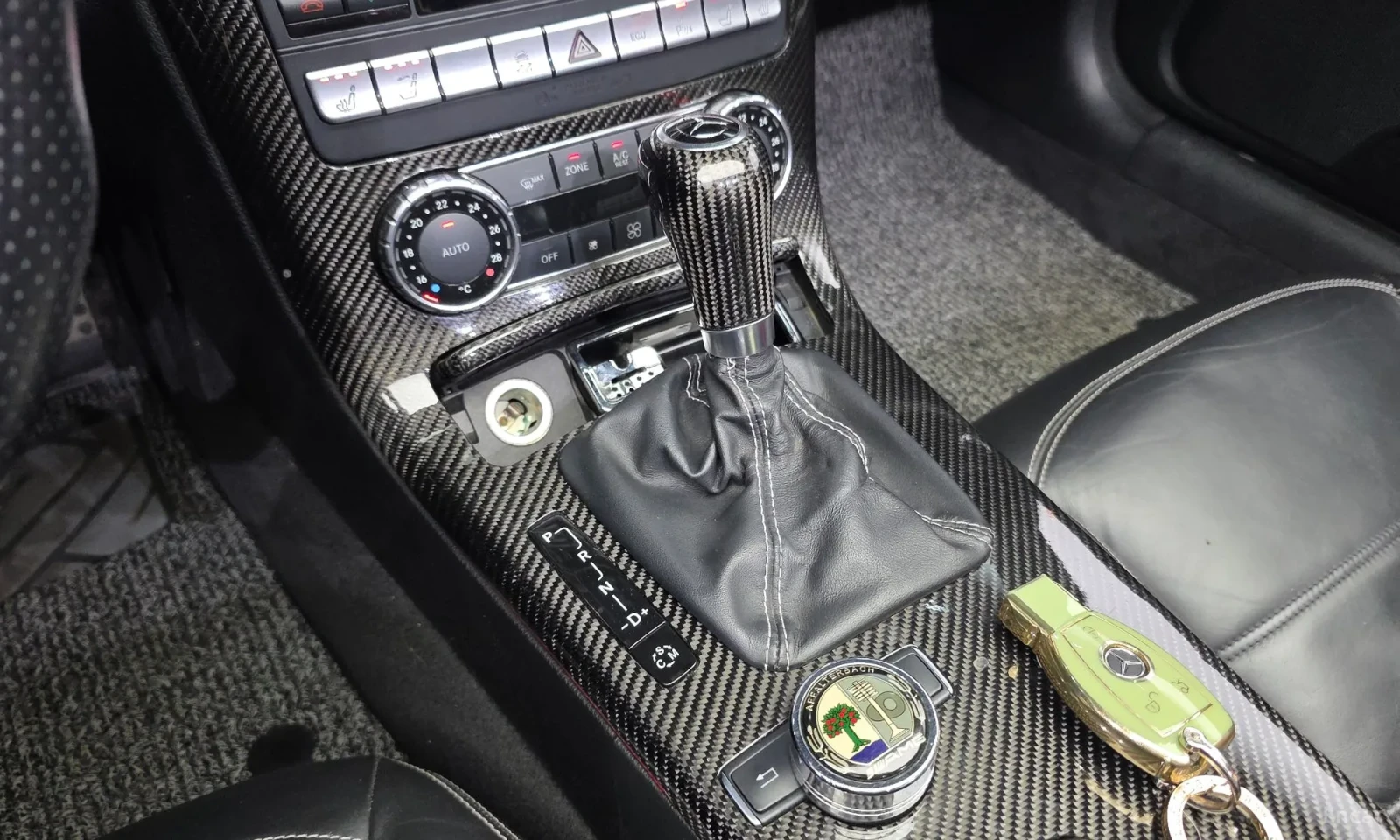Mercedes-Benz SLK 55 AMG 55AMG CARNON R172, снимка 9 - Автомобили и джипове - 55059277
