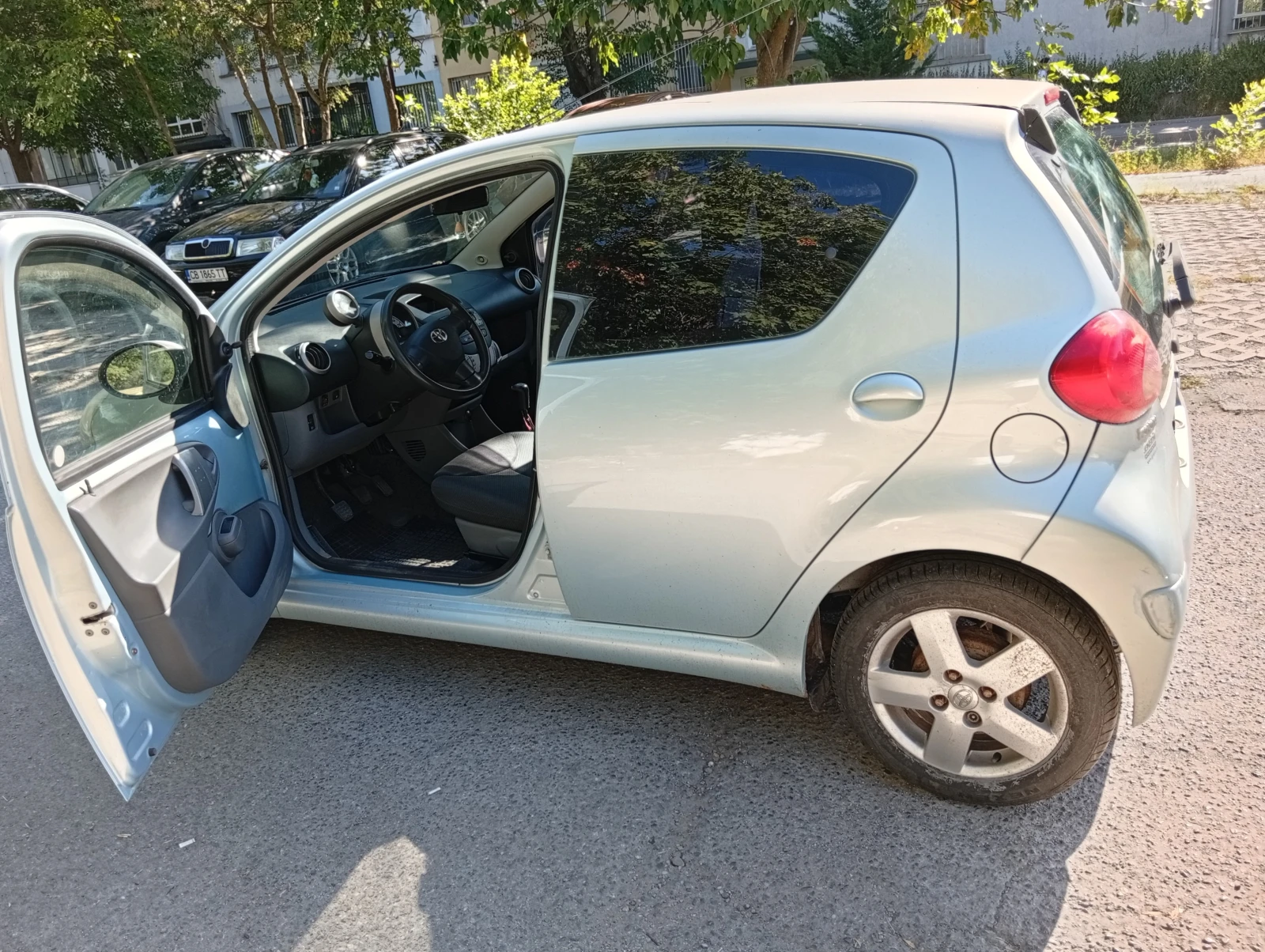 Toyota Aygo 1.0, снимка 6 - Автомобили и джипове - 55673617