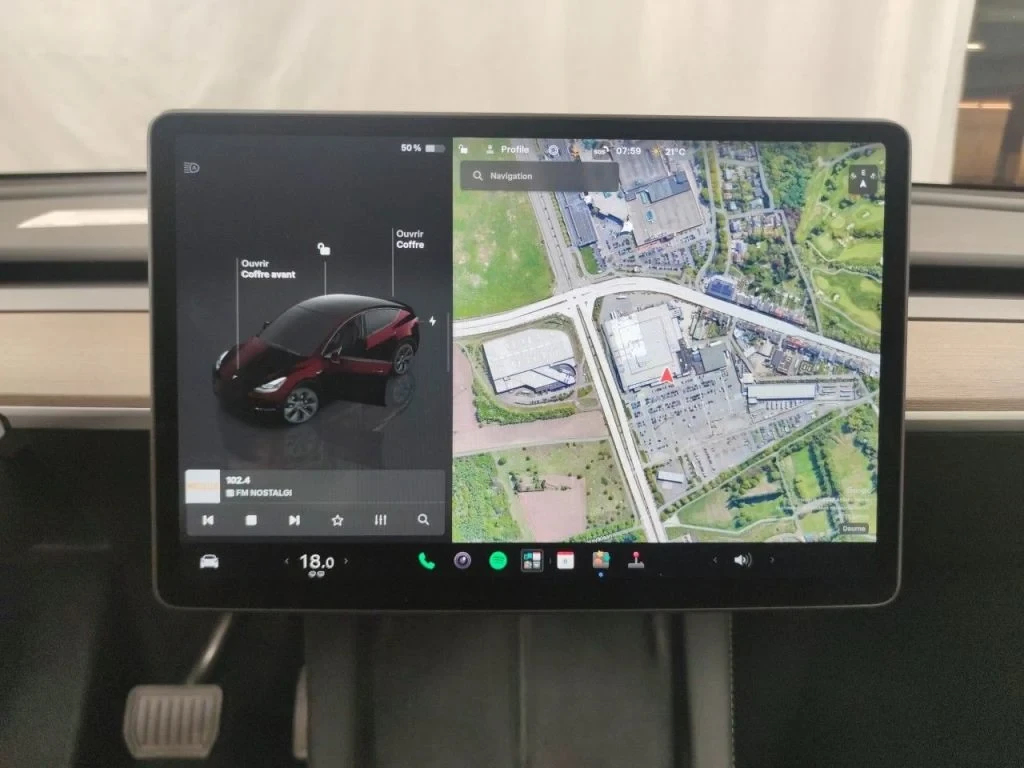 Tesla Model Y Long-Range Dual Motor AWD LED LEATHER NAVI , снимка 14 - Автомобили и джипове - 56115166