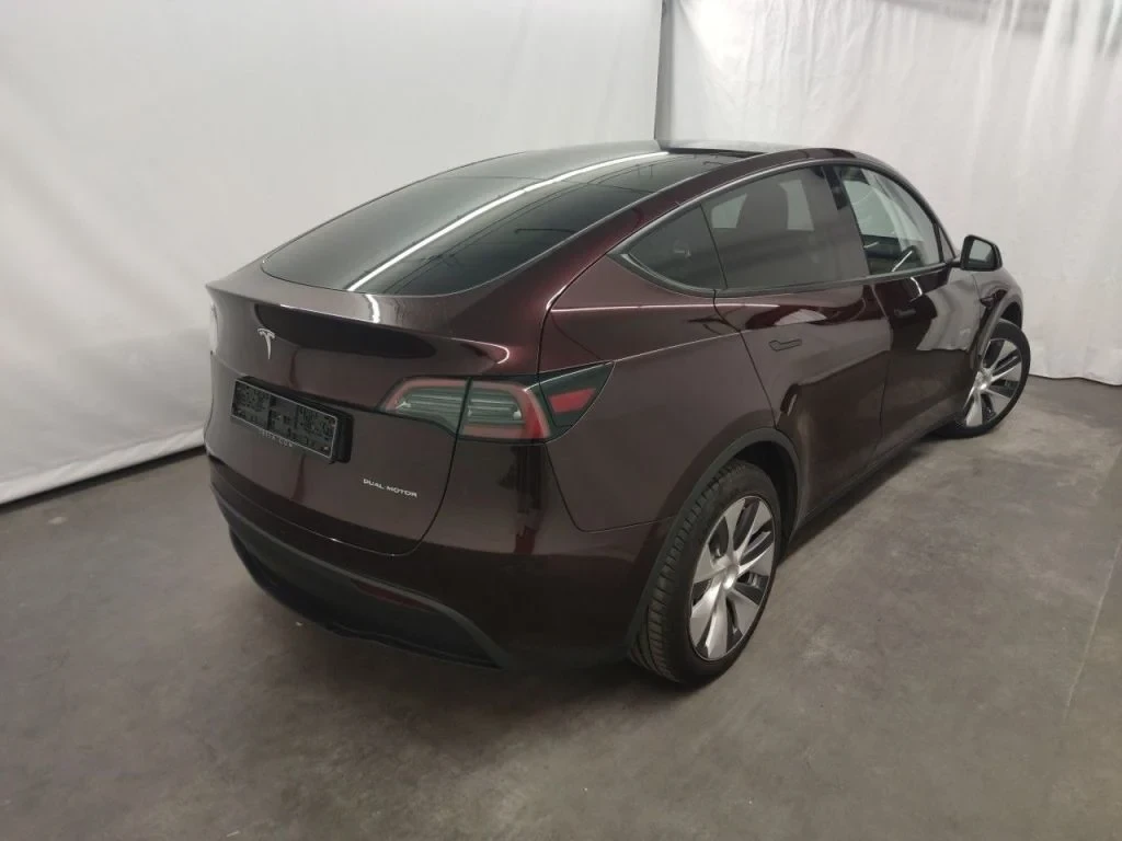 Tesla Model Y Long-Range Dual Motor AWD LED LEATHER NAVI , снимка 4 - Автомобили и джипове - 56115166