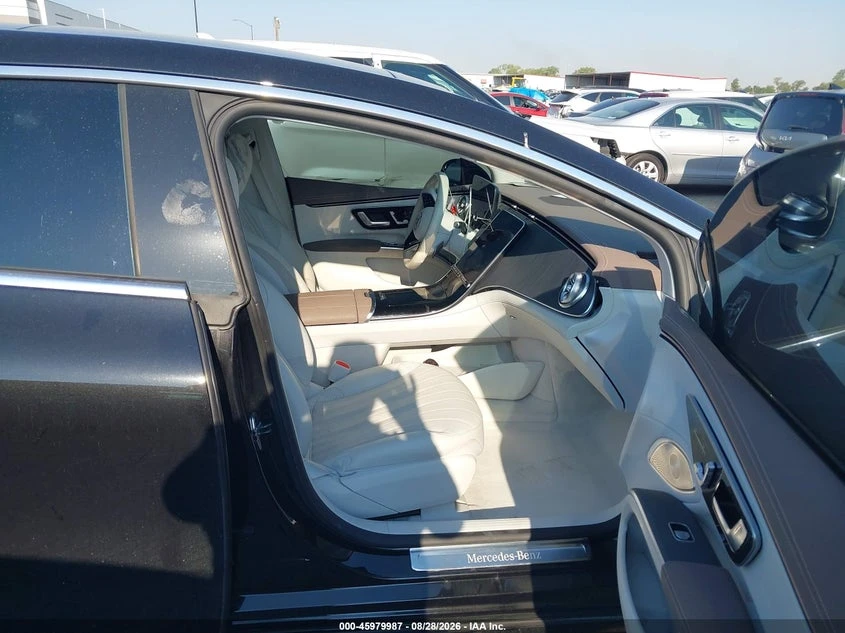 Mercedes-Benz EQS 450+ , снимка 5 - Автомобили и джипове - 56217980