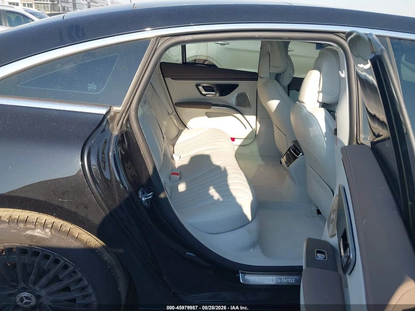 Mercedes-Benz EQS 450+ , снимка 8 - Автомобили и джипове - 56217980
