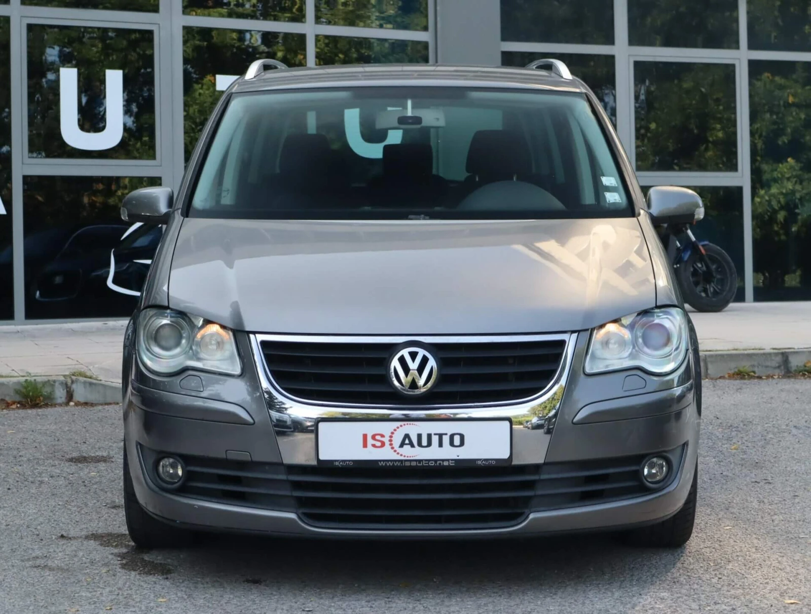 VW Touran 1.4i/Подгрев/Климатроник, снимка 2 - Автомобили и джипове - 56219339