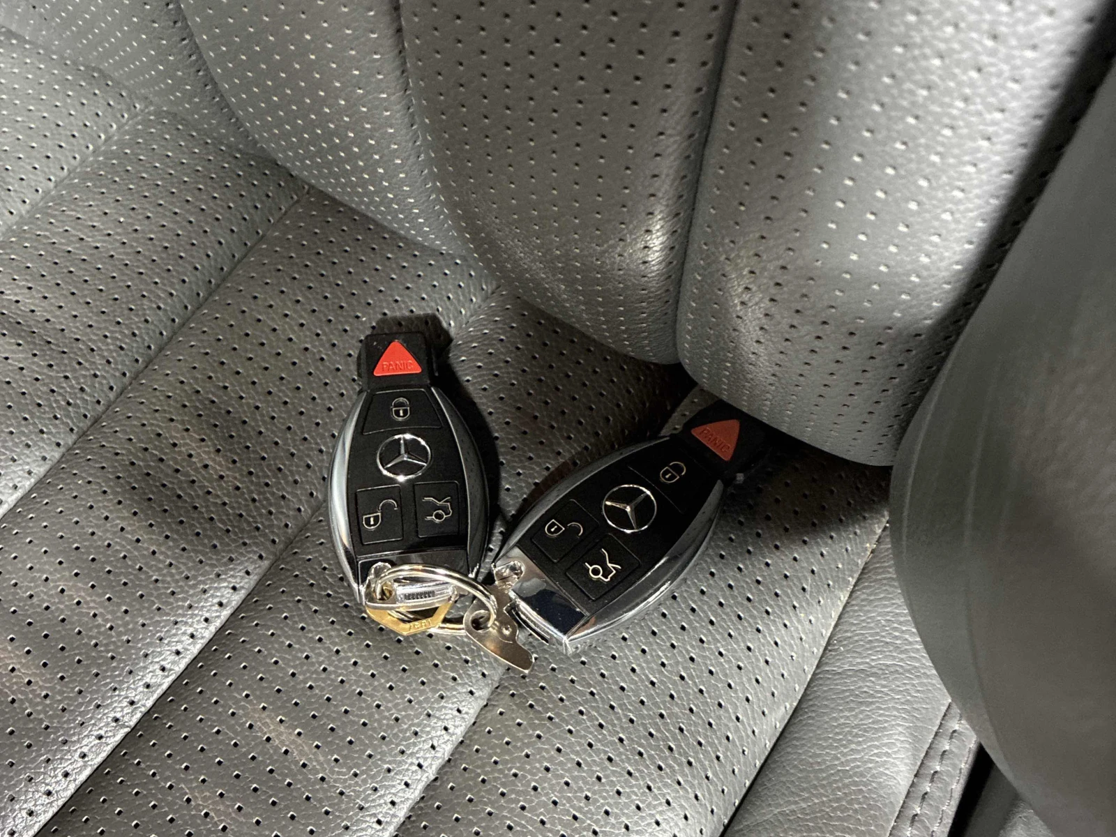 Mercedes-Benz SL 5.4L AMG / АВТОКРЕДИТ, снимка 13 - Автомобили и джипове - 56227983