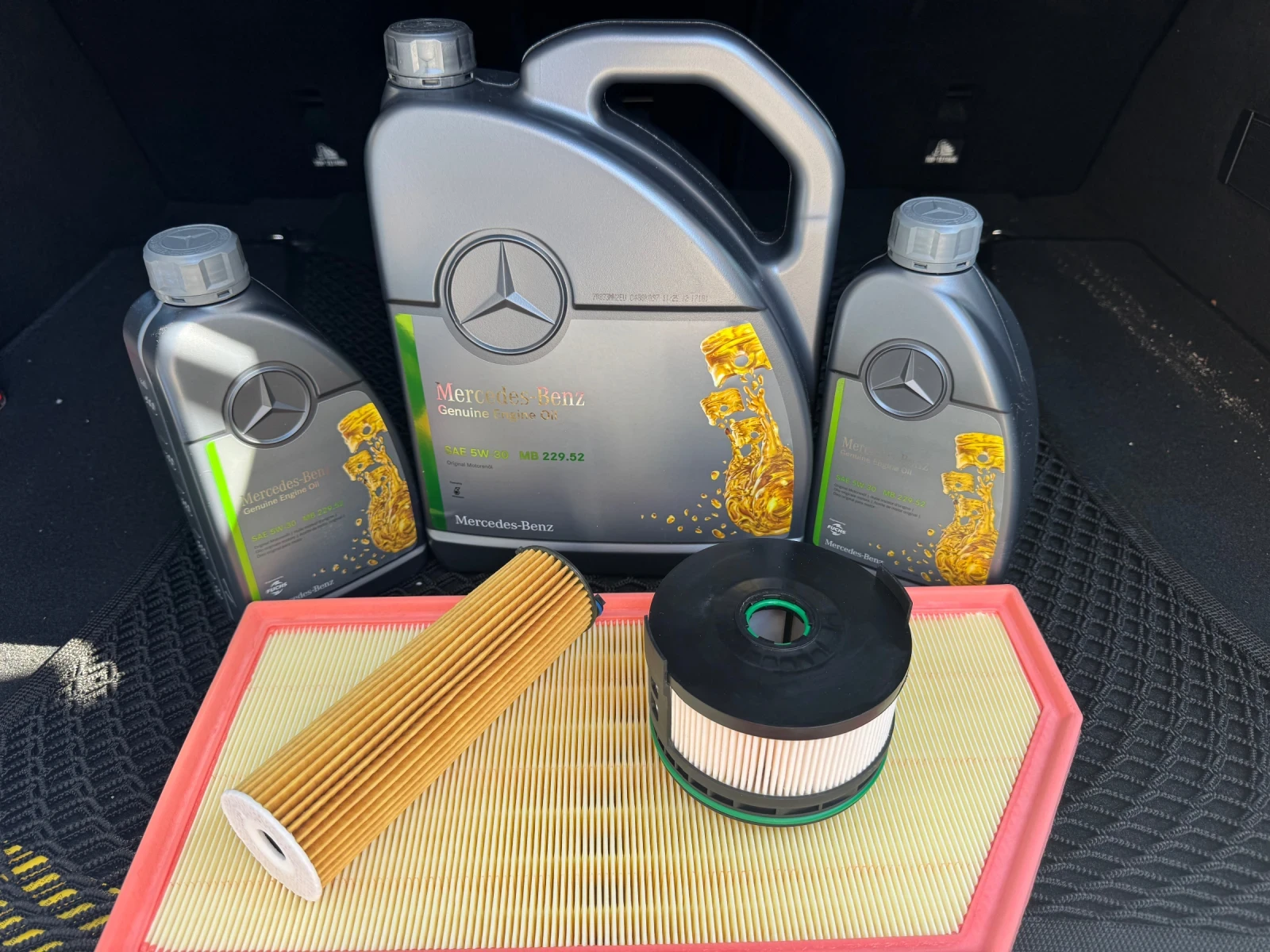 Mercedes-Benz E 220 AMG/4MAT/HUD/PANO/DIGITAL/CAMERA360/ПОДГРЕВ/AMBI/, снимка 17 - Автомобили и джипове - 56267007