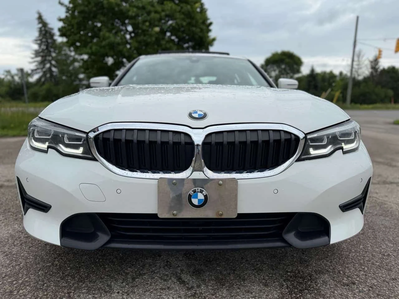 BMW 330 / xDrive / Premium Package / АВТОКРЕДИТ, снимка 5 - Автомобили и джипове - 56289181