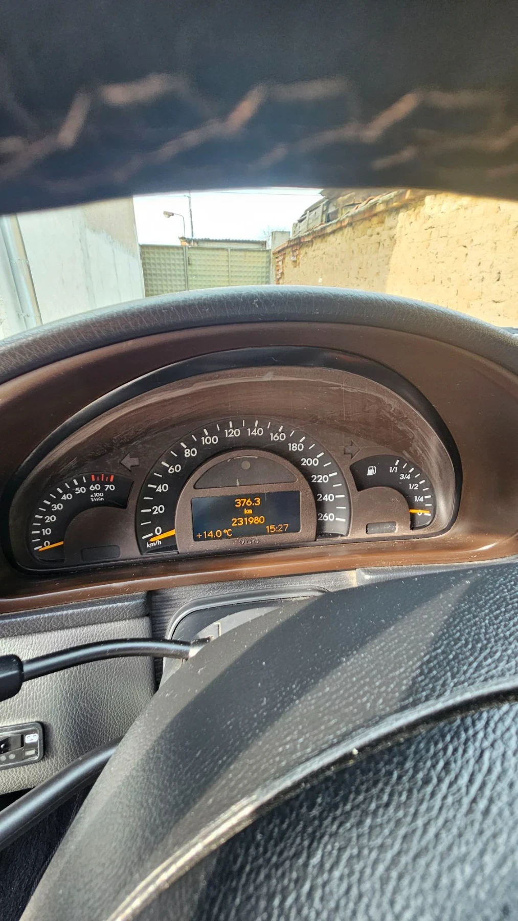 Mercedes-Benz C 180, снимка 4 - Автомобили и джипове - 56420645