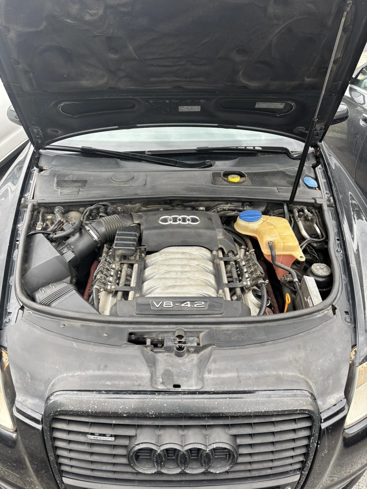 Audi A6 4.2, снимка 14 - Автомобили и джипове - 56555152