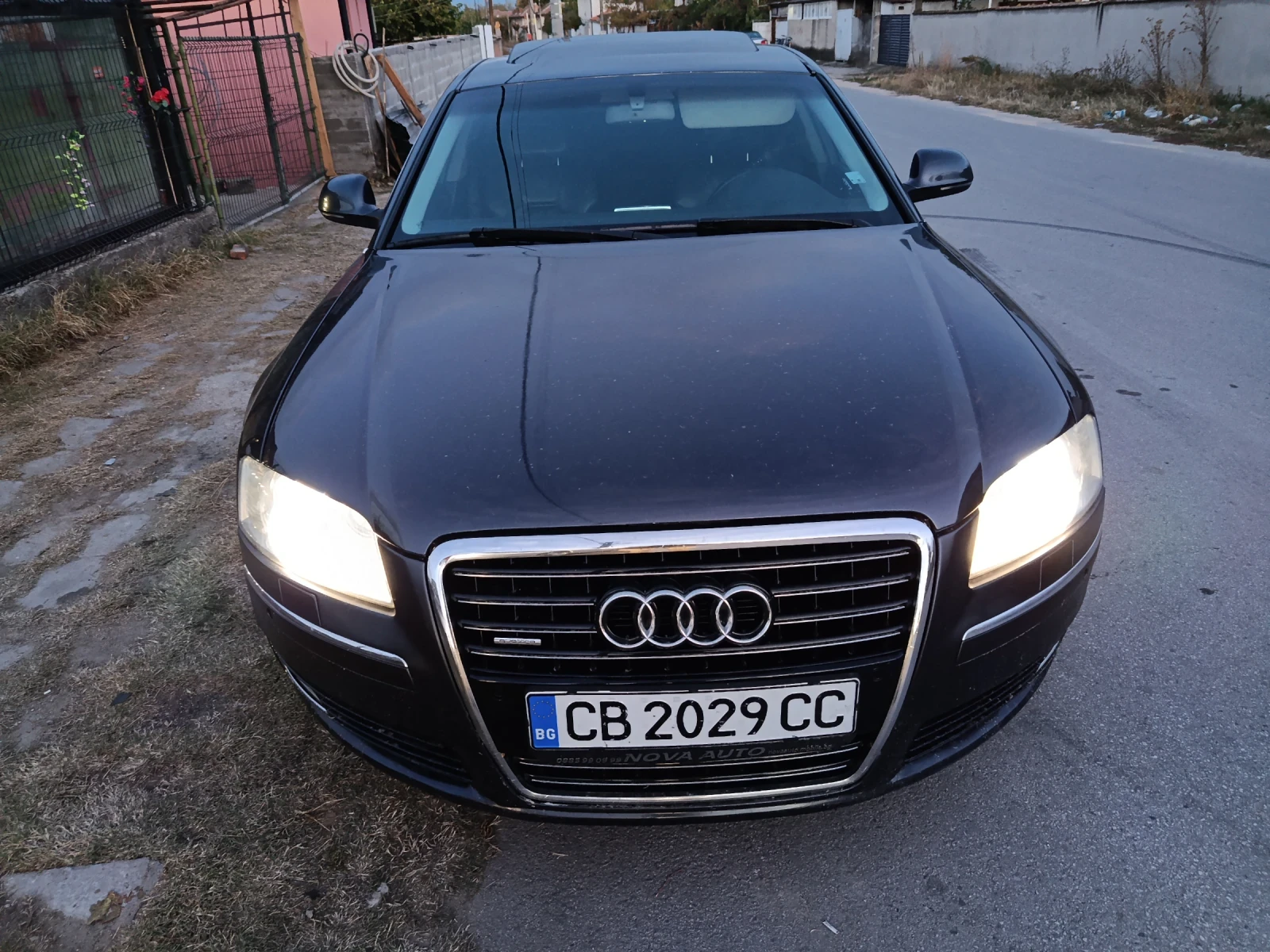 Audi A8, снимка 3 - Автомобили и джипове - 56683900