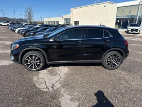 Mercedes-Benz GLA 250 4MATIC * FLEX FUEL * ПОДГРЕВ * ПАНОРАМА * CARFAX, снимка 2