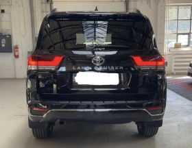 Toyota Land cruiser 300 3.3 D-4D Executive 306HP 4x4 2024г. Гаранция !, снимка 6