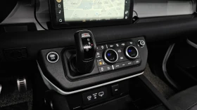 Land Rover Defender D240* BLIND SPOT* 360* ЛЮК* ПОДГРЕВ ВОЛАН* КРАЙНА , снимка 9