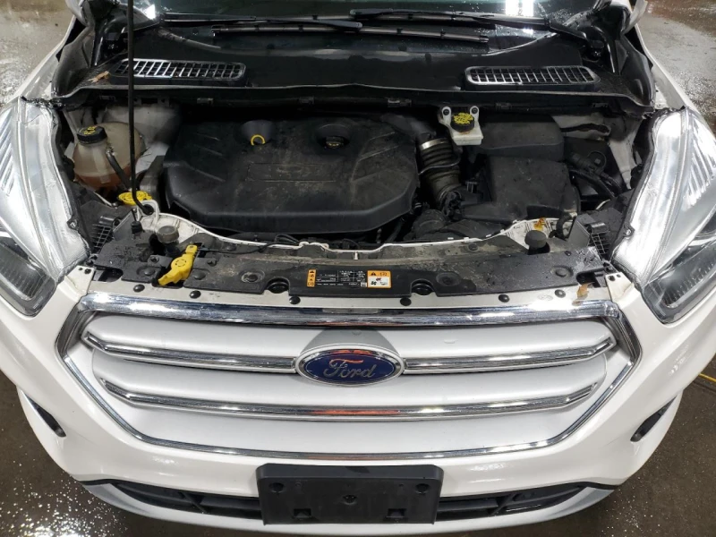 Ford Escape TITANIUM* Подгрев* Камера, снимка 12 - Автомобили и джипове - 48617369