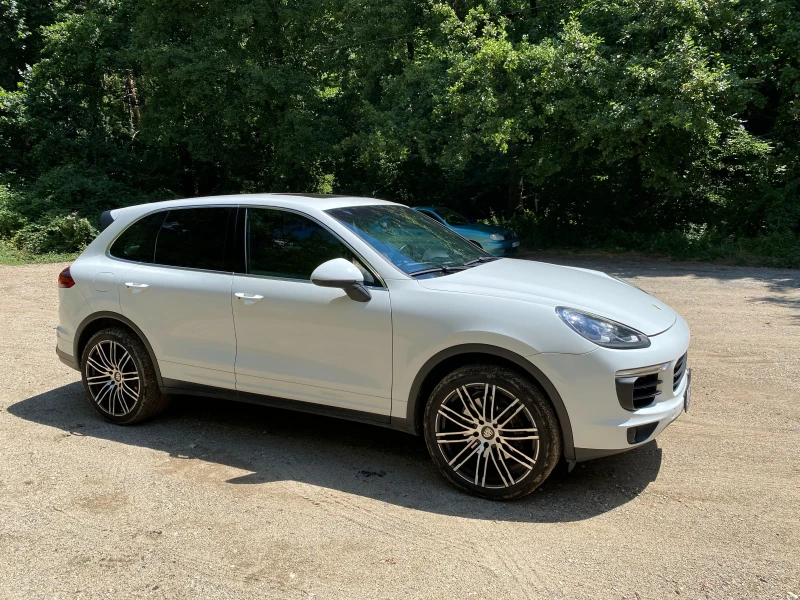 Porsche Cayenne 3.6 GTS Package, снимка 3 - Автомобили и джипове - 51932279
