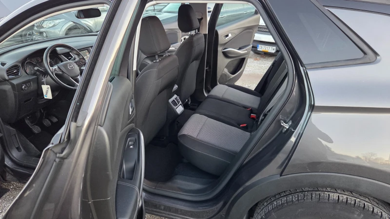 Opel Grandland X 1.5d EUR.6D, снимка 10 - Автомобили и джипове - 52929504