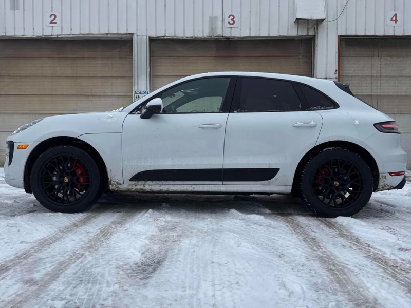 Porsche Macan * GTS * CARFAX * ЦЕНА ДО БГ, снимка 3 - Автомобили и джипове - 53035984