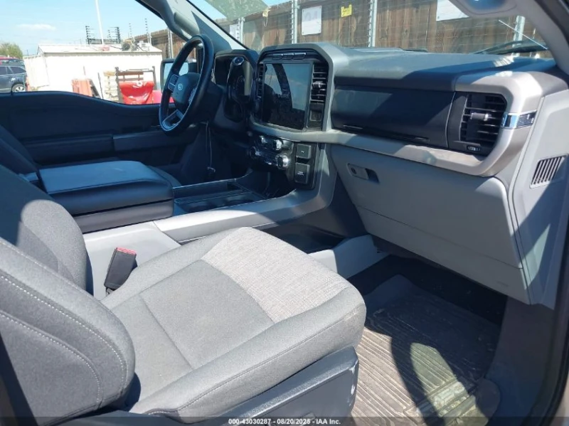 Ford F150 3.5L V-6 DI, DOHC, VVT, TURBO, 400HP 4X4 Drive, снимка 10 - Автомобили и джипове - 53095537