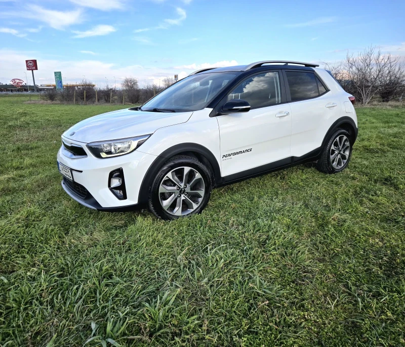 Kia Stonic TOP 120kc.T- GDI  НОВА - NAVI-CARPLAY-WAZE