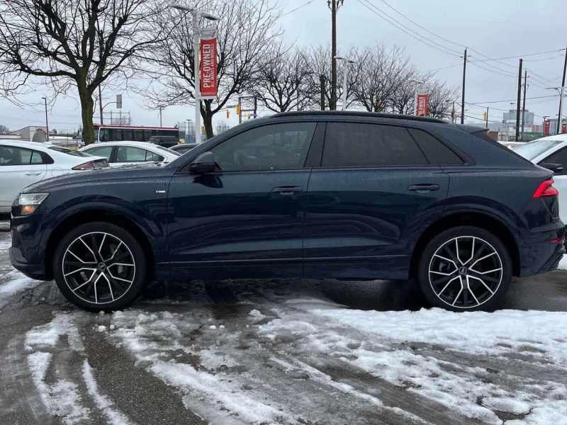 Audi Q8 Technik/360/HUD/ДИСТРОНИК/ОБДУХВАНЕ, снимка 3 - Автомобили и джипове - 53577352