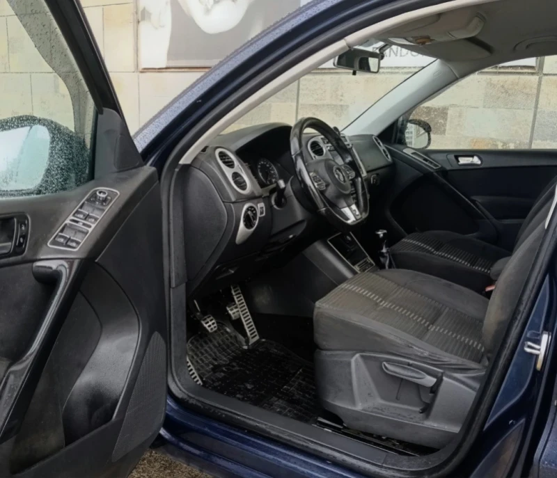 VW Tiguan 4WD , Верига , Навигация , Отлично състояние !, снимка 5 - Автомобили и джипове - 56242100