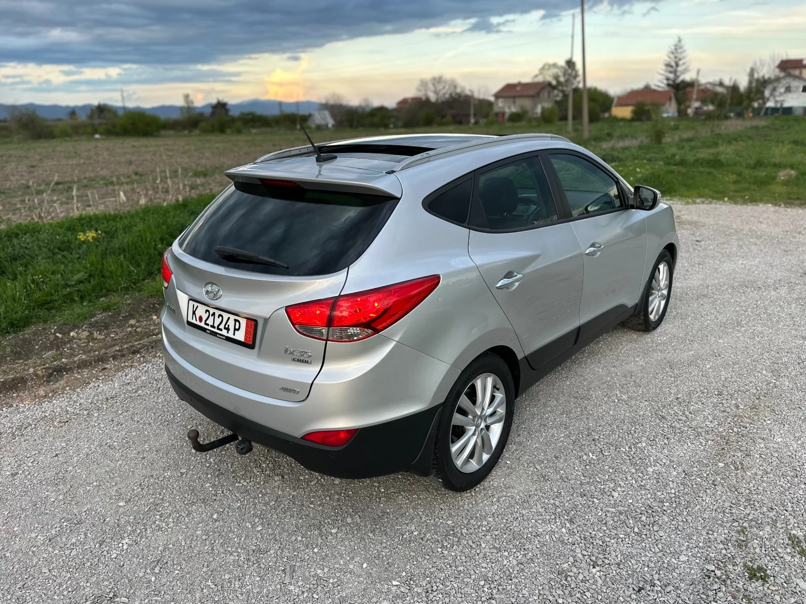 Hyundai IX35 2.0CRDi AWD Premium Pano Automatic  - изображение 6