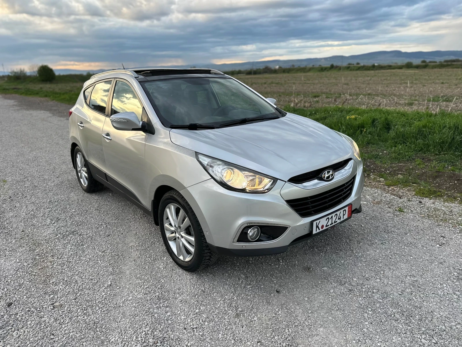 Hyundai IX35 2.0CRDi AWD Premium Pano Automatic  - изображение 7
