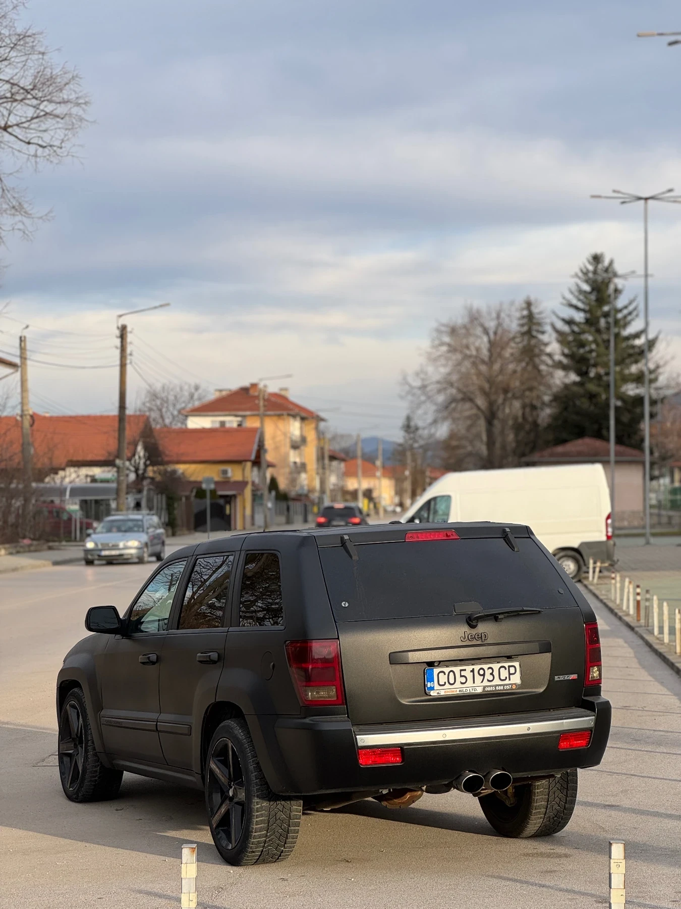 Jeep Grand cherokee 6.1 SRT LPG - изображение 3