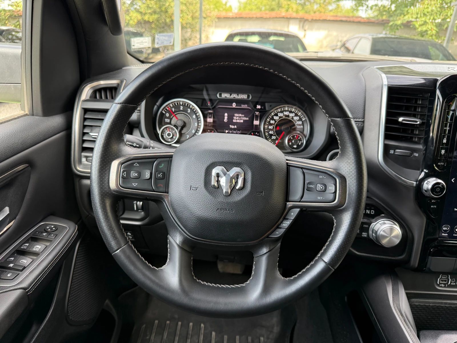 Dodge RAM 1500 SPORT, 5.7 HEMI | Mobile.bg   12