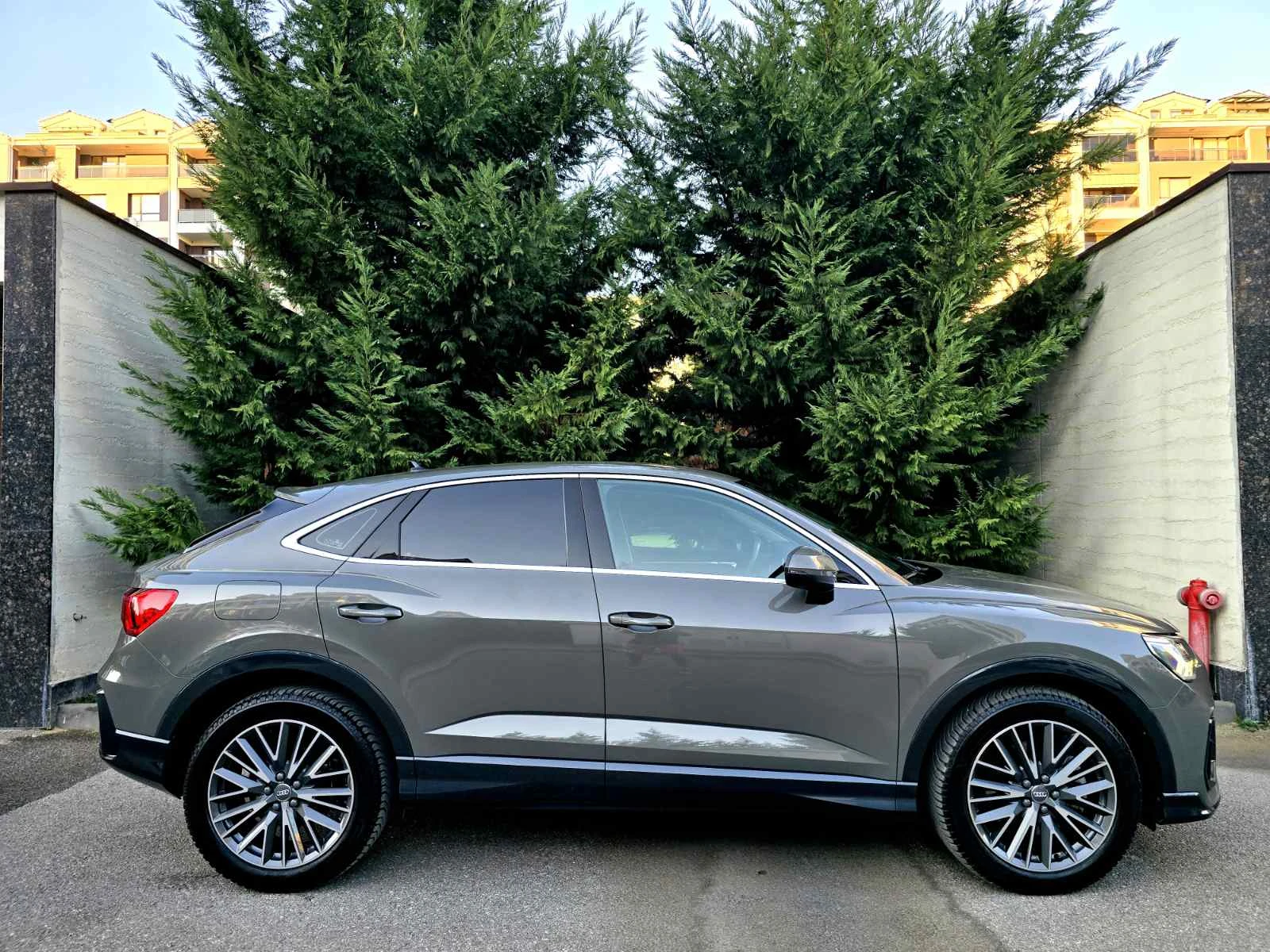 Audi Q3 Sportback QUATTRO* NARDO GREY* DIGITAL* CAMERA* 190KC.EDITIO - изображение 4
