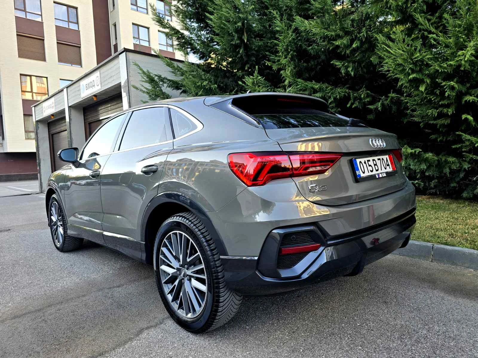 Audi Q3 Sportback QUATTRO* NARDO GREY* DIGITAL* CAMERA* 190KC.EDITIO - изображение 7