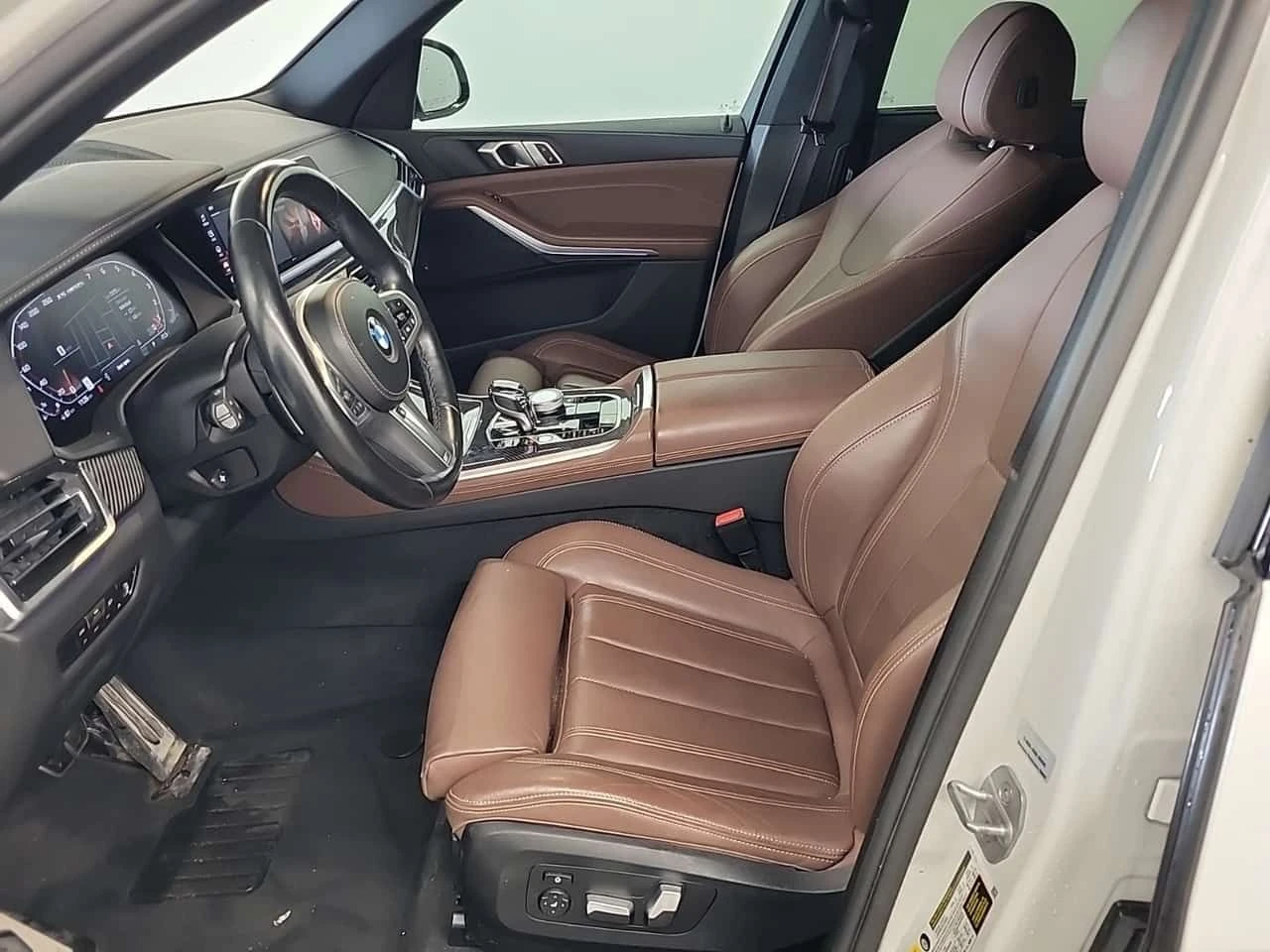 BMW X5 M50i | PANO | HUD | ПОДГРЕВИ | 360  - изображение 5