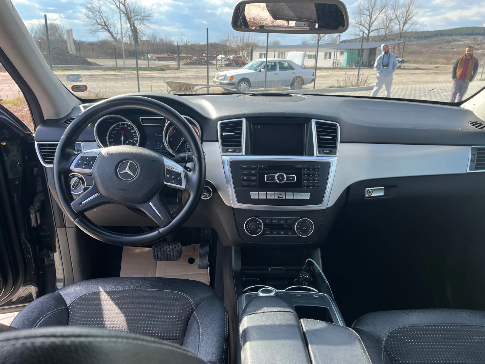 Mercedes-Benz ML 350  W166 , снимка 8 - Автомобили и джипове - 53988195