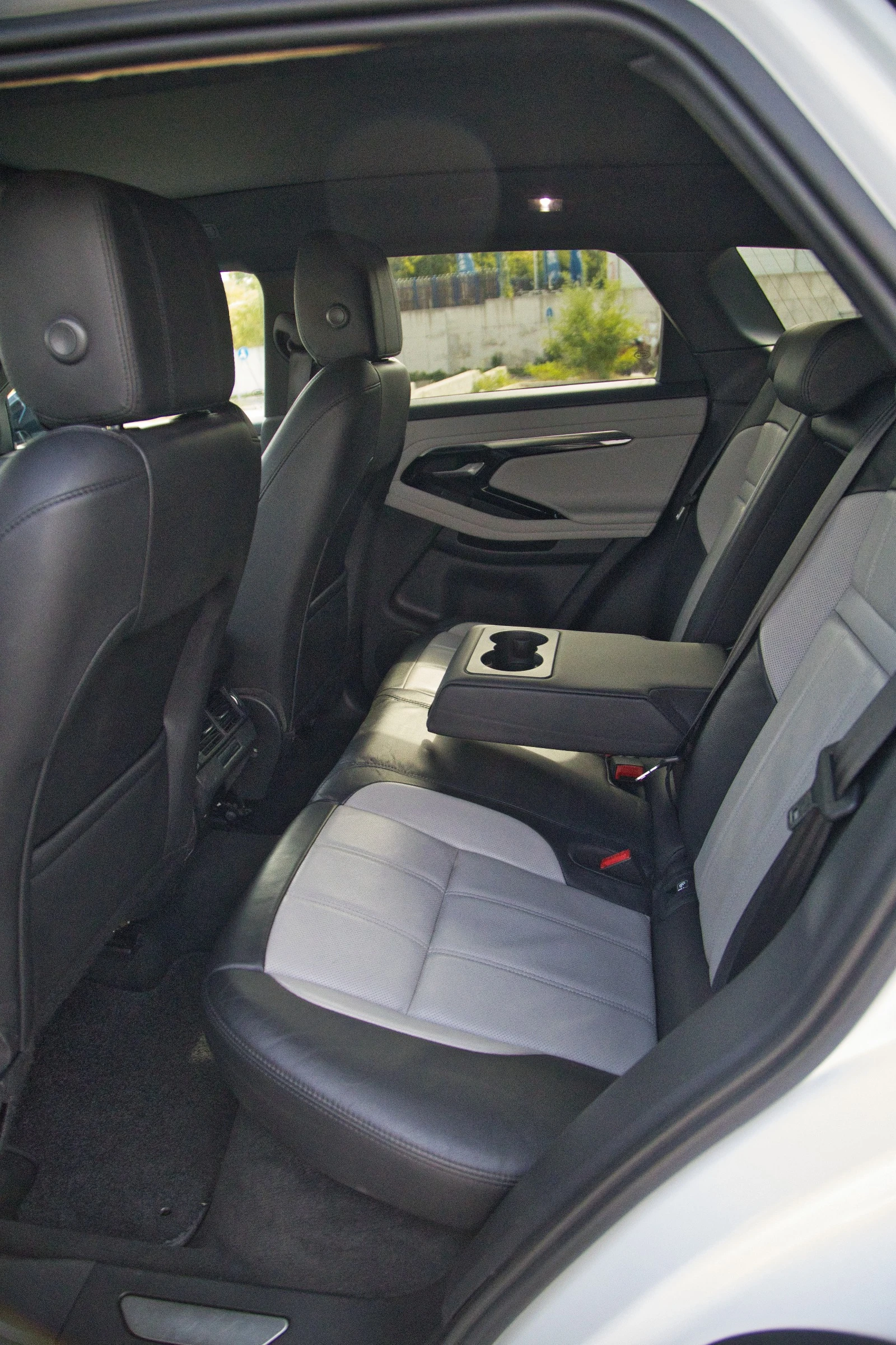 Land Rover Range Rover Evoque 2.0 P200 DYNAMIC, снимка 13 - Автомобили и джипове - 55682608