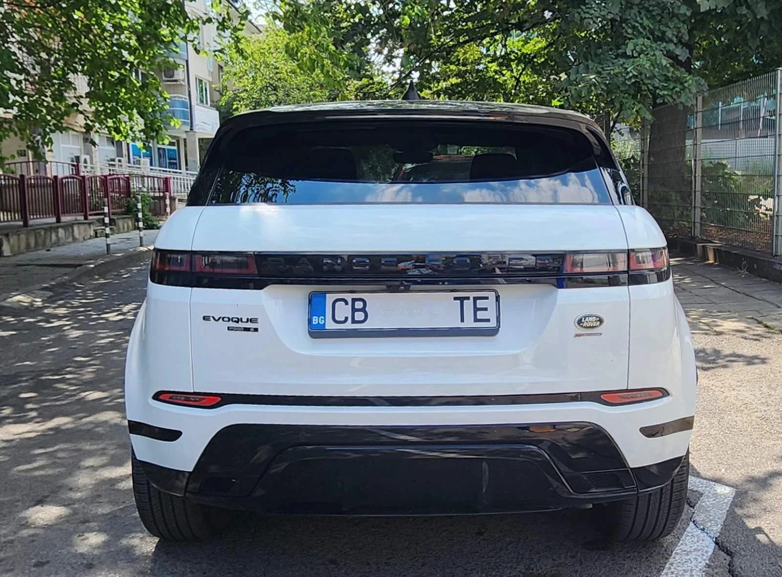 Land Rover Range Rover Evoque 2.0 P200 DYNAMIC, снимка 4 - Автомобили и джипове - 55682608
