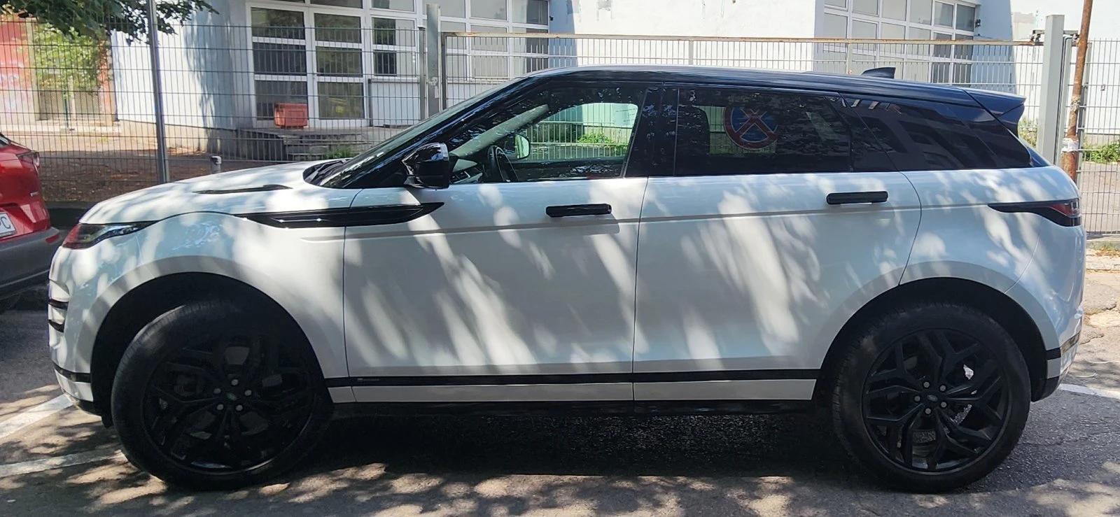 Land Rover Range Rover Evoque 2.0 P200 DYNAMIC, снимка 3 - Автомобили и джипове - 55682608