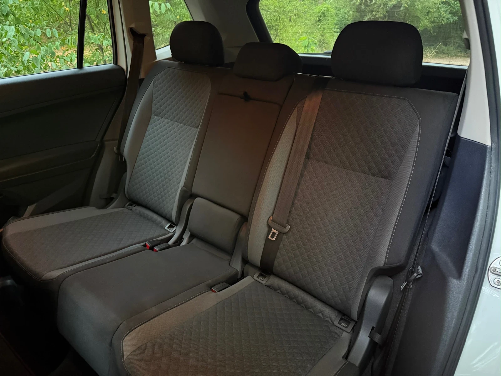 VW Tiguan, снимка 12 - Автомобили и джипове - 56208529