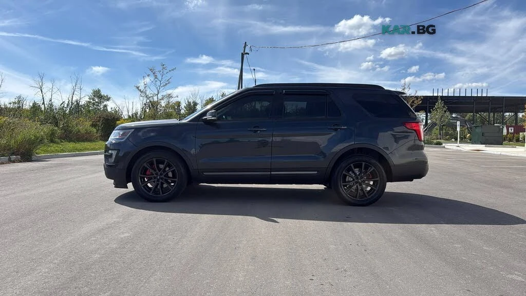 Ford Explorer XLT * АвтоКредит * (ЦЕНА ДО БГ), снимка 2 - Автомобили и джипове - 56249375