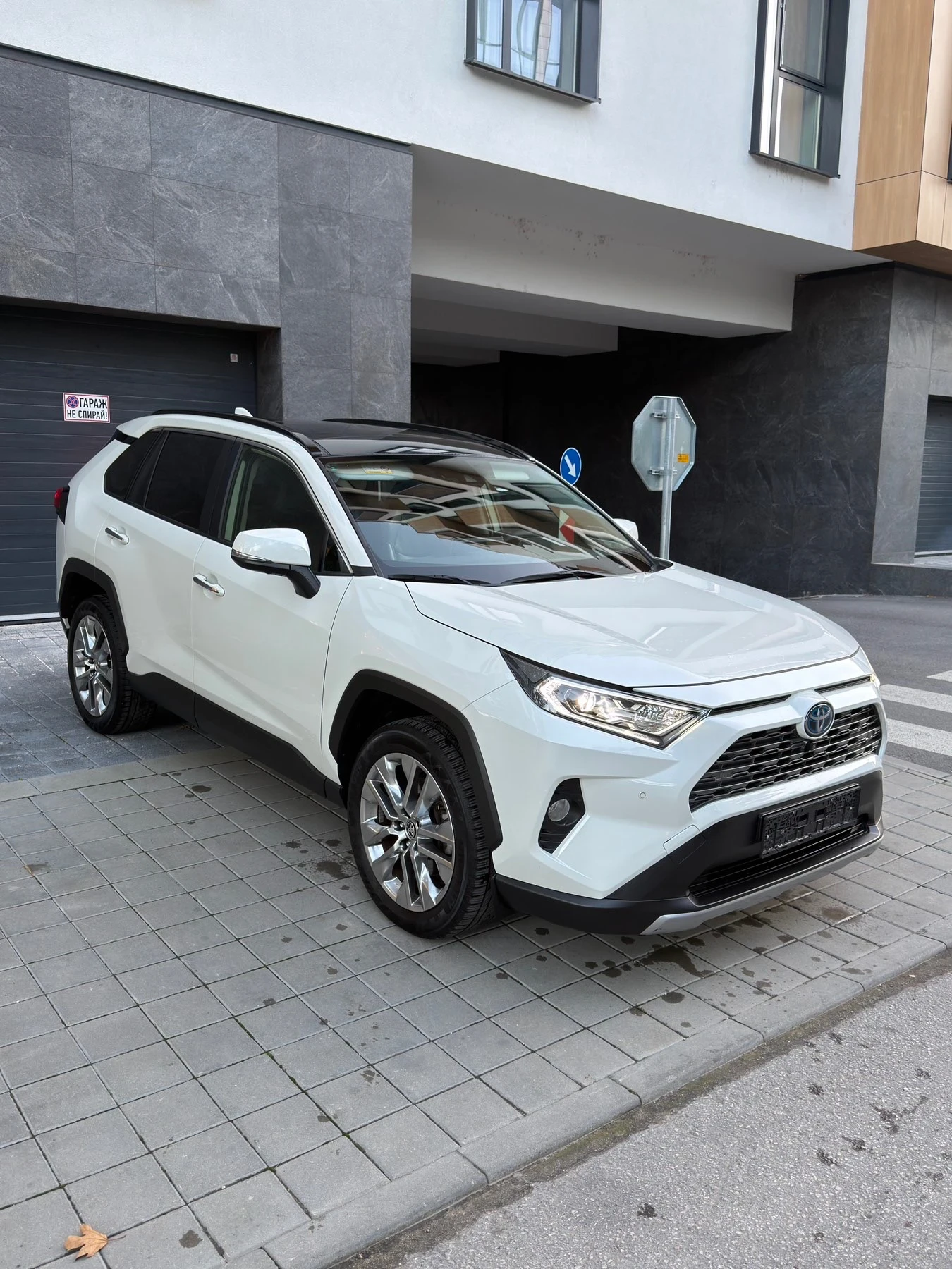 Toyota Rav4 2.5 Hybrid 4x4  PREMIUM  | Mobile.bg � ����������� 3