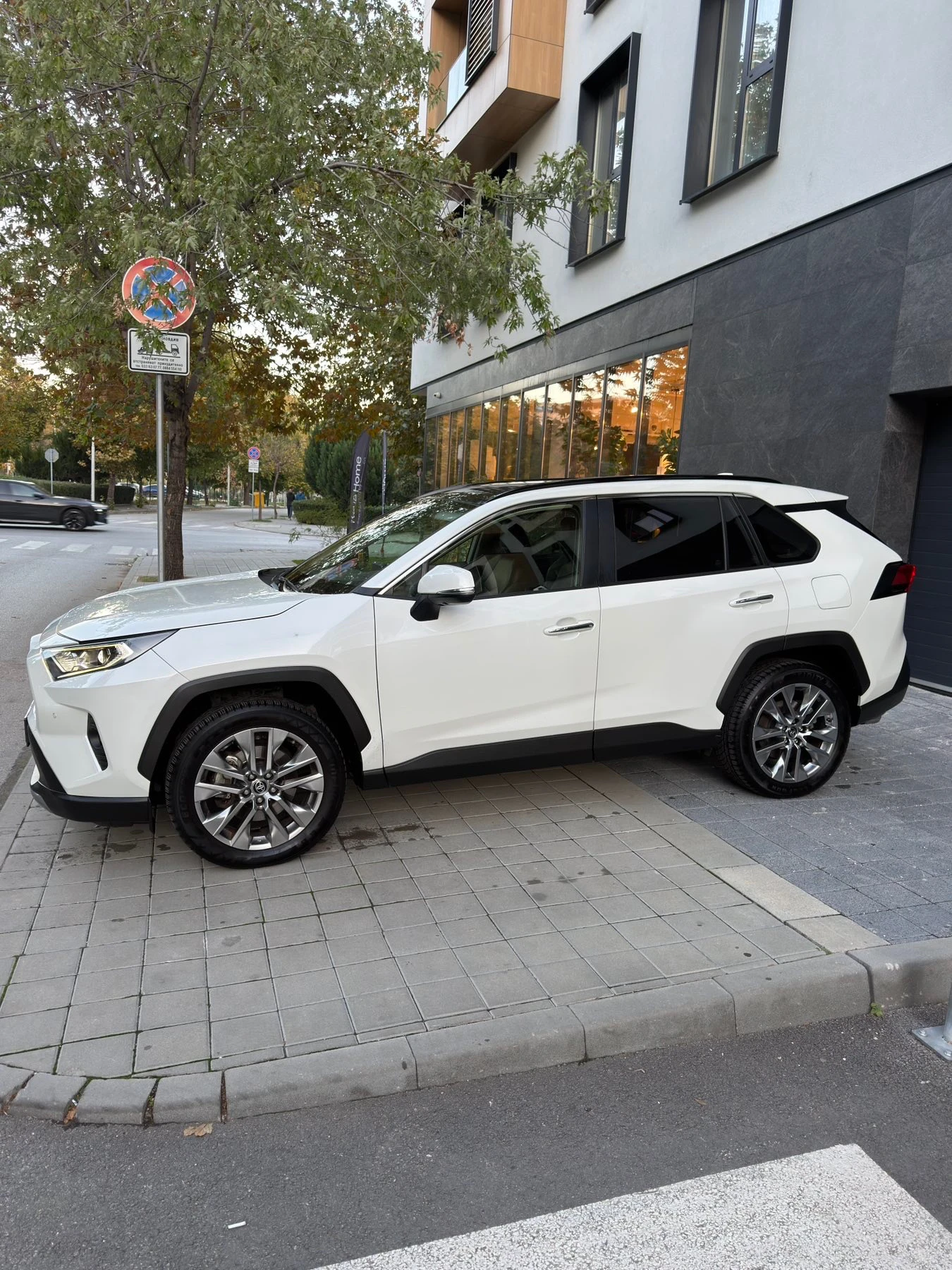 Toyota Rav4 2.5 Hybrid 4x4  PREMIUM  | Mobile.bg � ����������� 4
