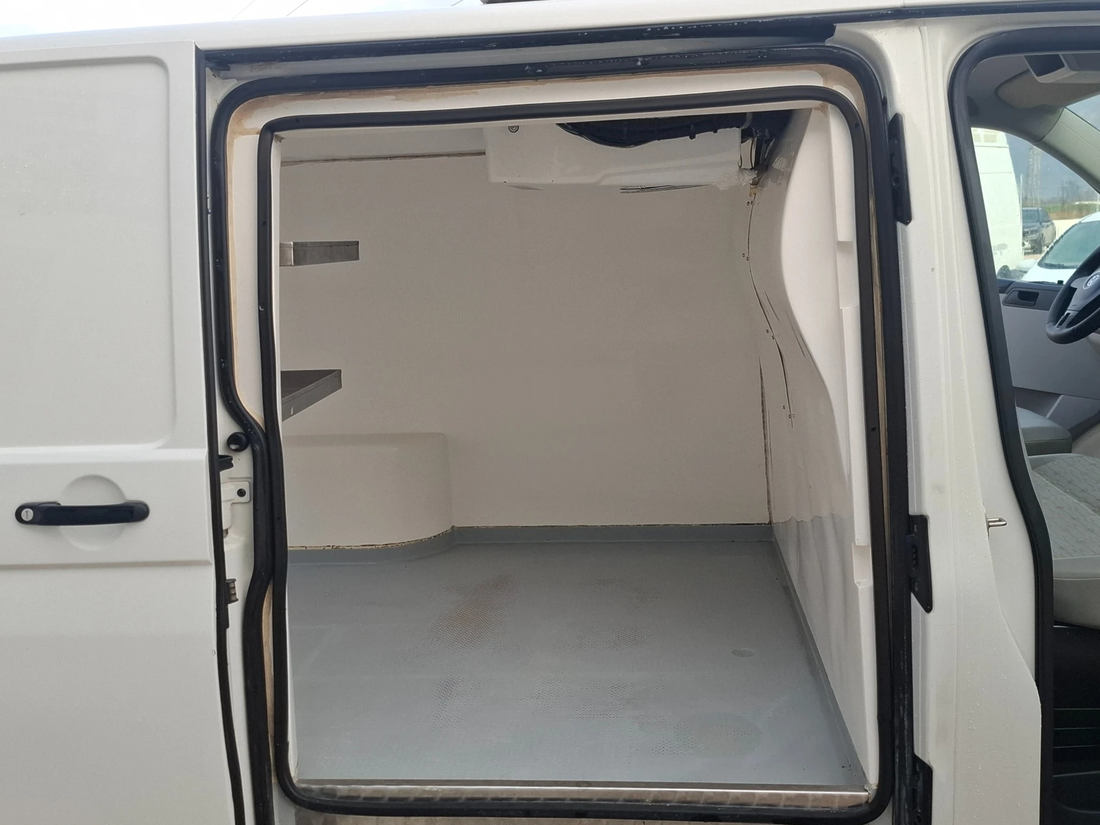 VW Transporter 2.0TDI///220V/Euro5B | Mobile.bg   12