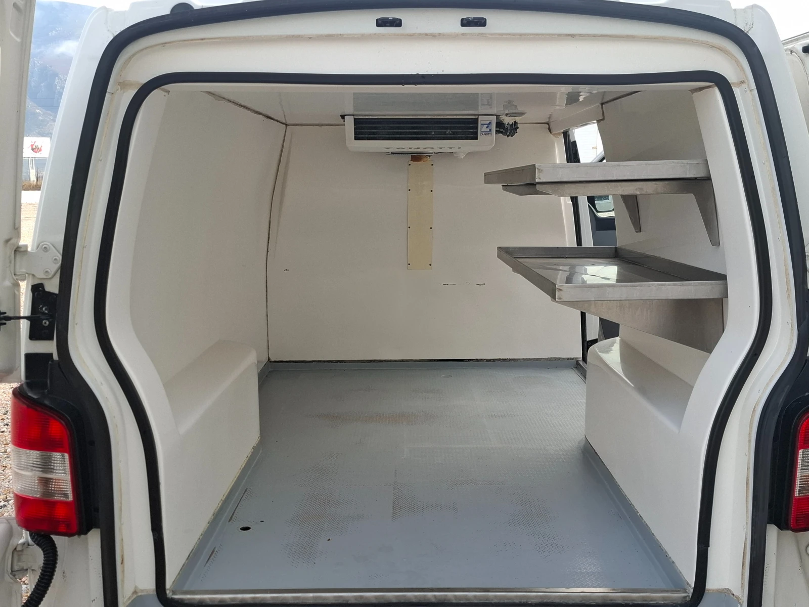 VW Transporter 2.0TDI///220V/Euro5B | Mobile.bg   14