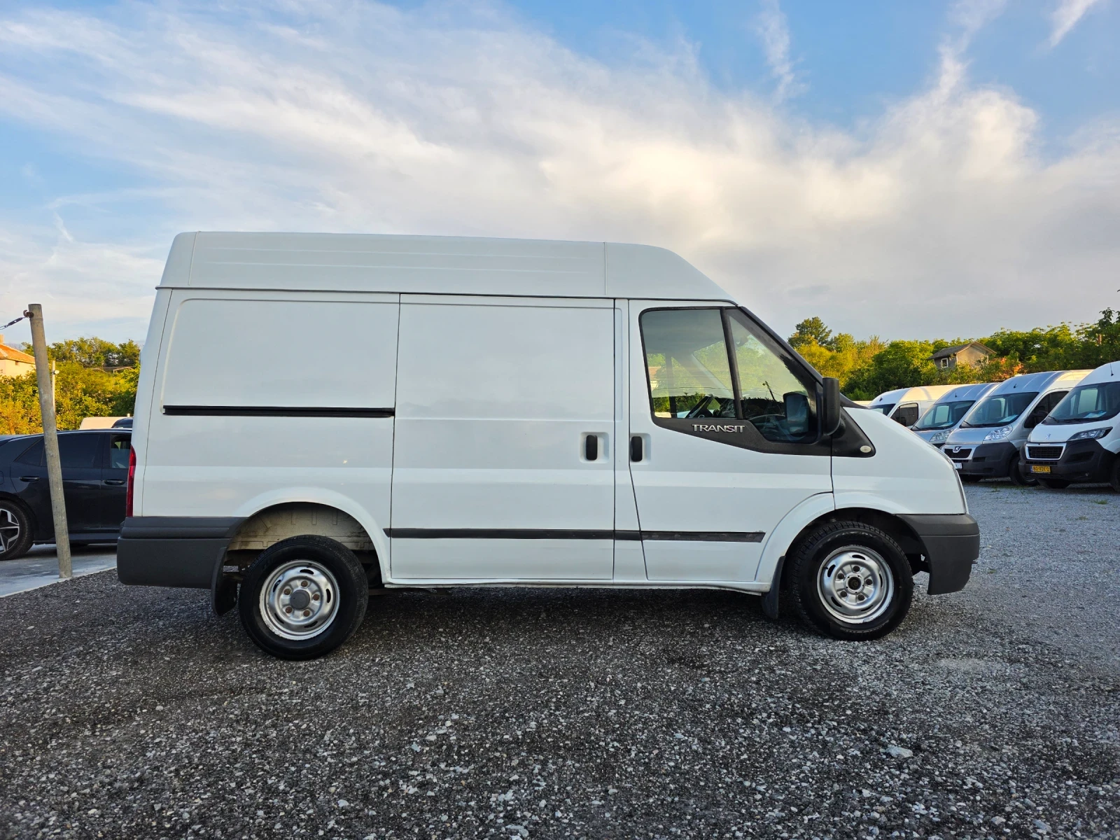 Ford Transit 2.2tdci 6скорости Климатик, снимка 7 - Бусове и автобуси - 54772520