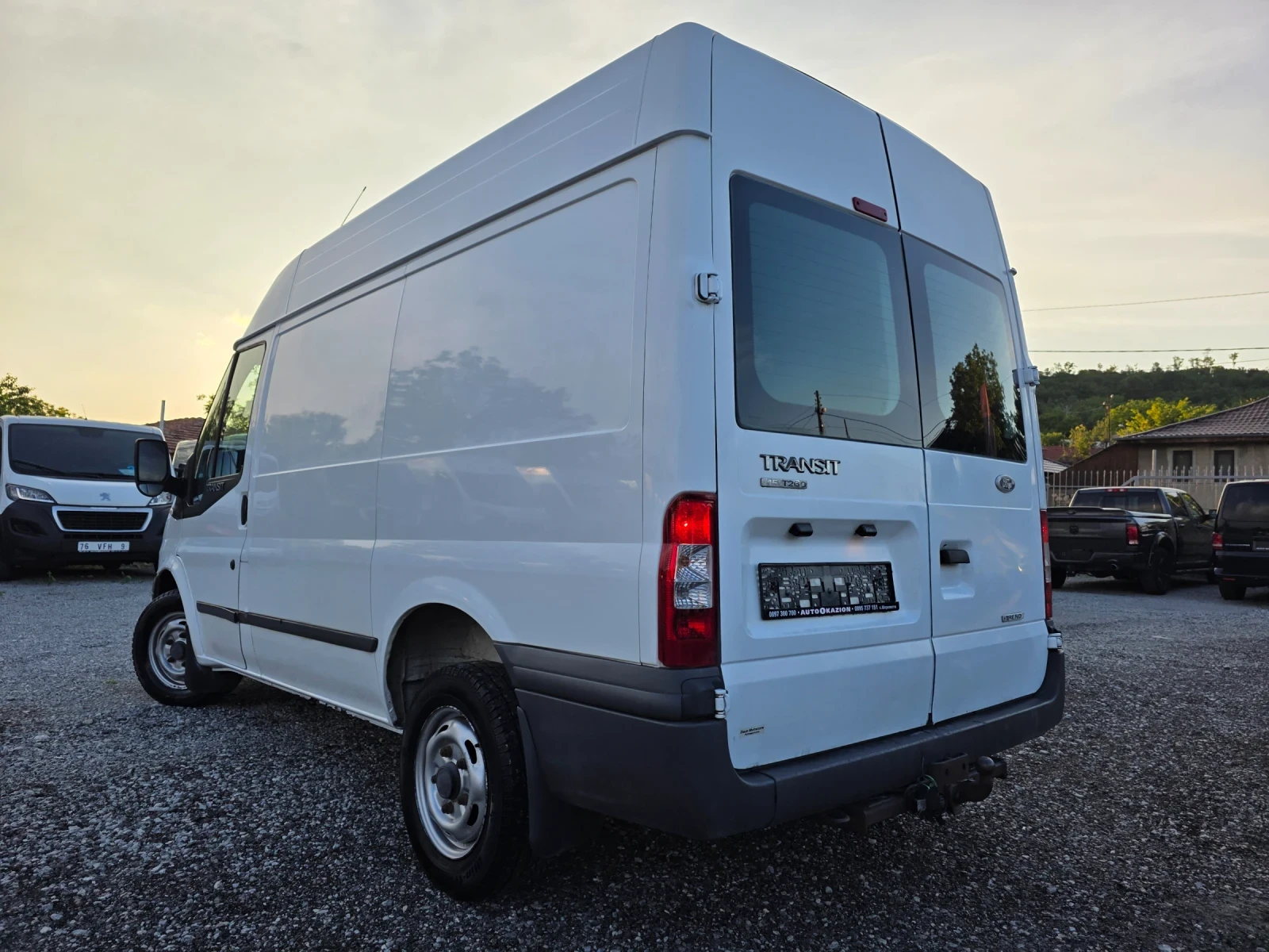 Ford Transit 2.2tdci 6скорости Климатик, снимка 4 - Бусове и автобуси - 54772520