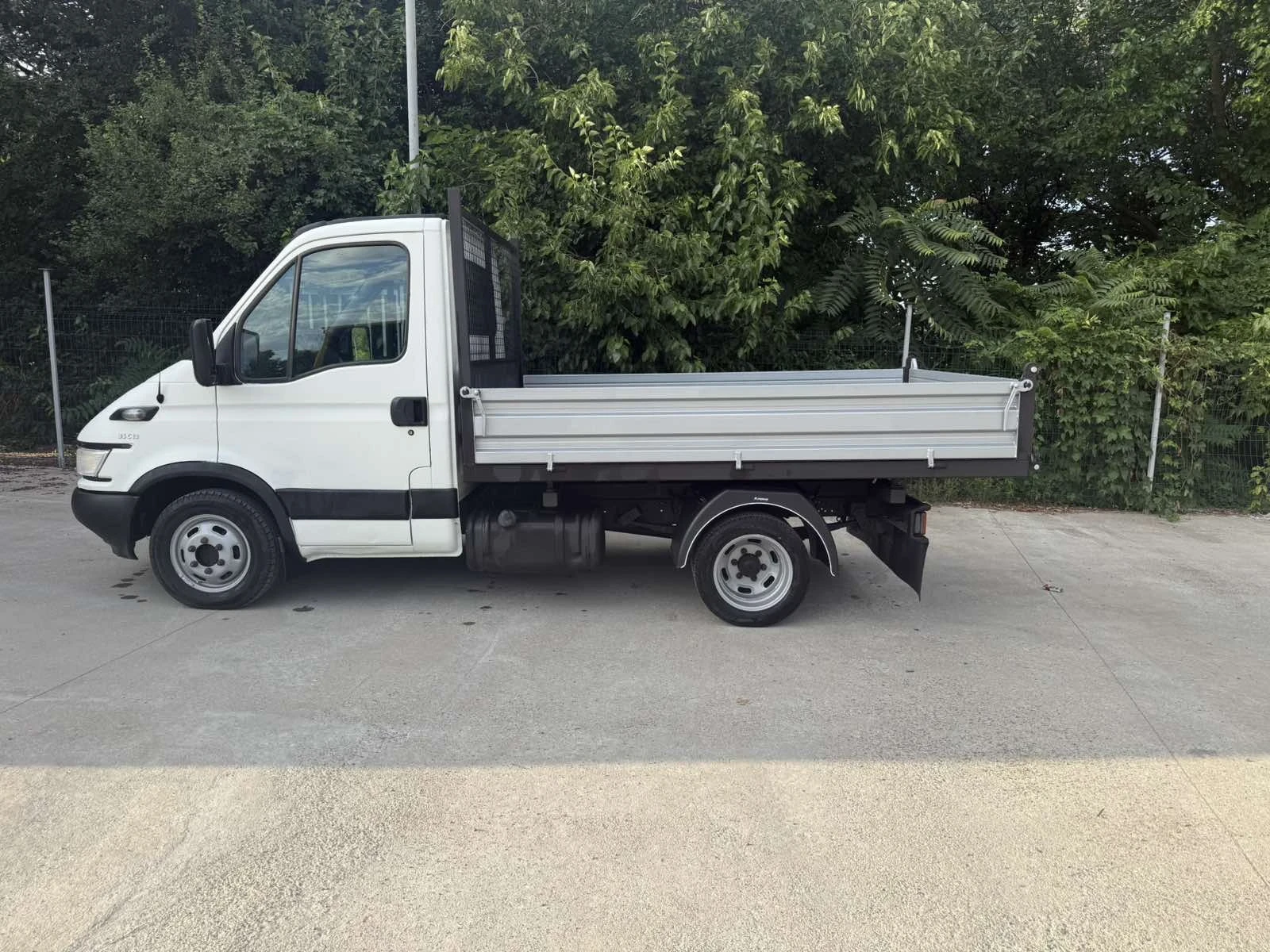 Iveco 35c13 Тристранен самосвал!, снимка 5 - Бусове и автобуси - 55399322