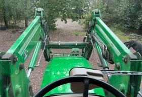 Трактор John Deere 5720, снимка 12