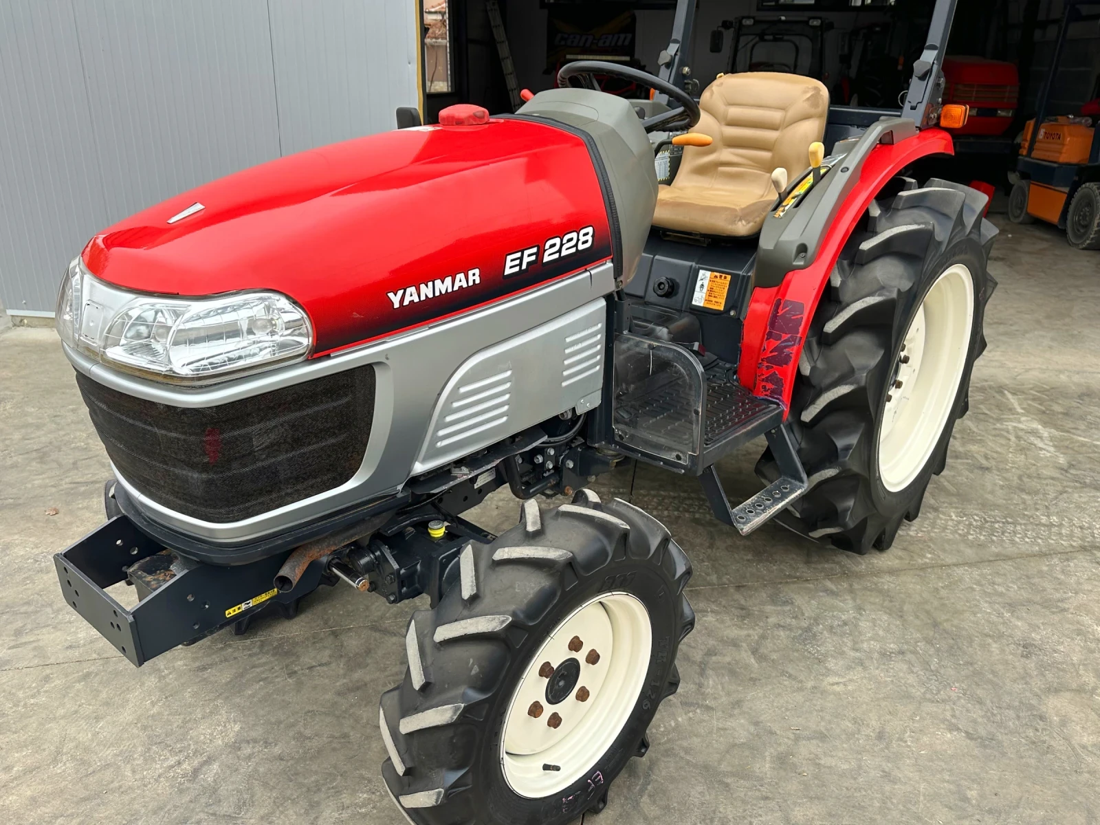 Трактор Yanmar EF228 КАТО НОВ! - изображение 2