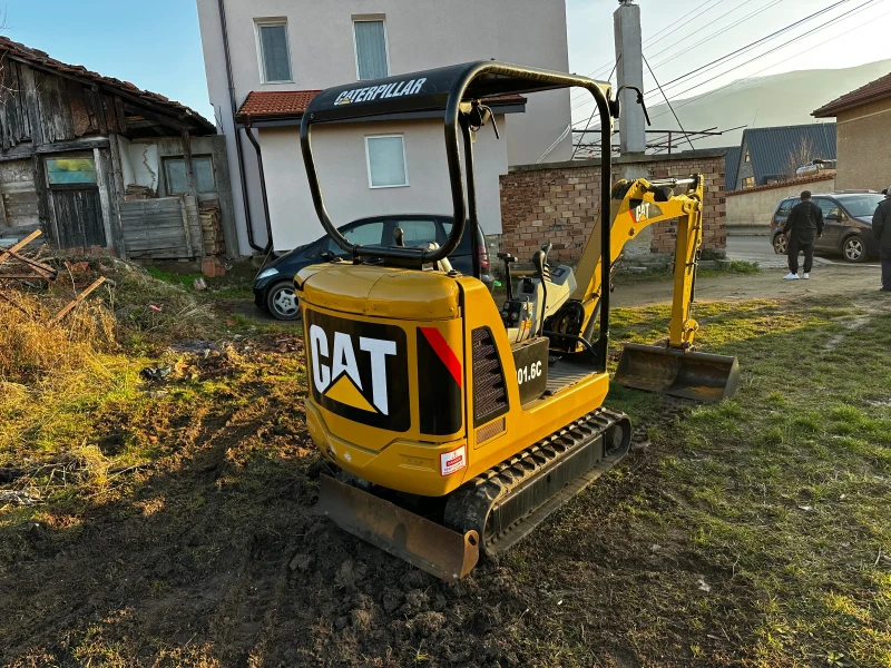 Багер Cat 301.6C, снимка 7 - Индустриална техника - 52886053