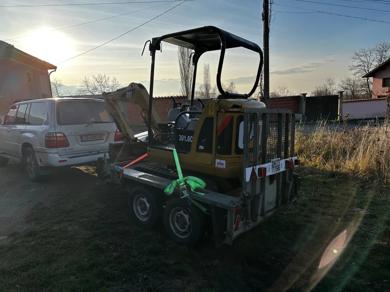 Багер Cat 301.6C, снимка 2 - Индустриална техника - 52886053